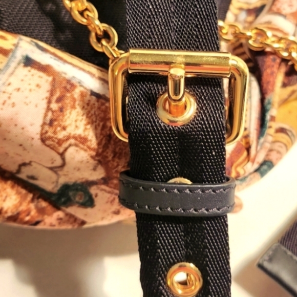 Burberry Portrait Runway Rucksack Henry Moore Collection - Picture 10 of 14